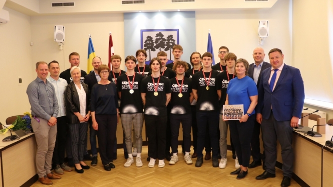 Basketbolistu pieņemšana 