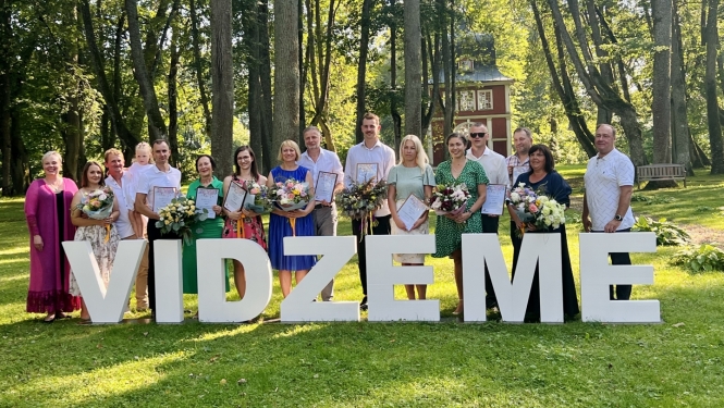 Uzņēmēju svētkos "Vidzemes stāsti 2023" godina ZS “Mētras” no Ogres novada