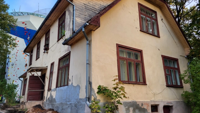 Zvaigžņu iela 9