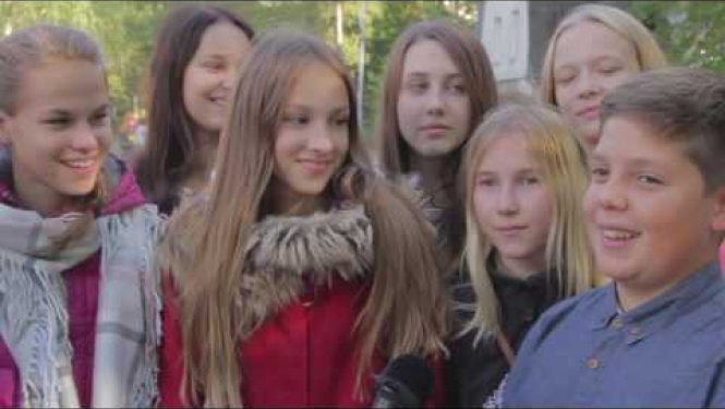 OGRE: skolēni priecājas un līksmo skolas jubilejā (22.09.2016.)