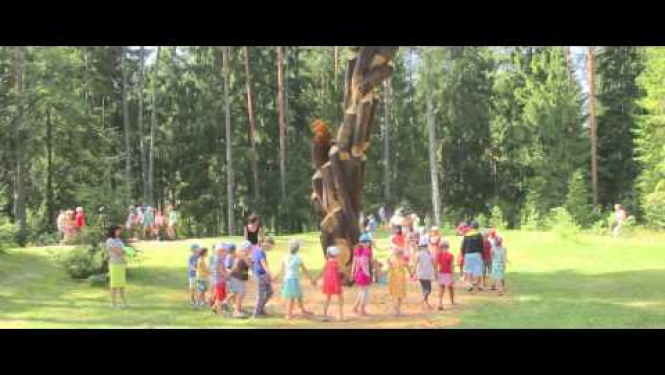 OGRE: Zilo kalnu dabas parku papildina koka skulptūras (12.08.2015)