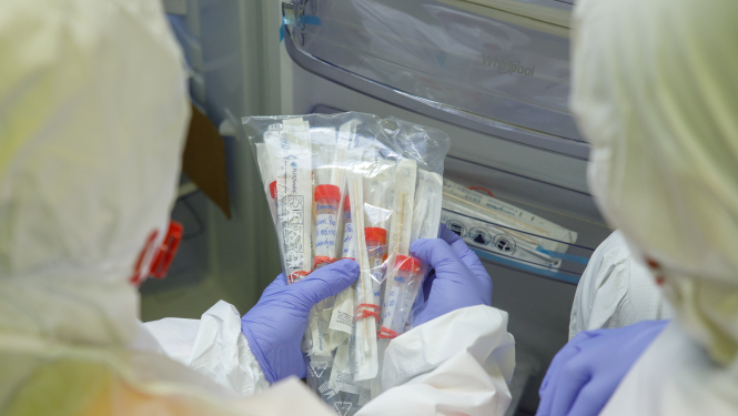 Turpmāk COVID-19 analīžu veikšanai pacientiem ar viegliem saslimšanas simptomiem jāzvana uz jaunizveidotu NMPD tālruni 8303