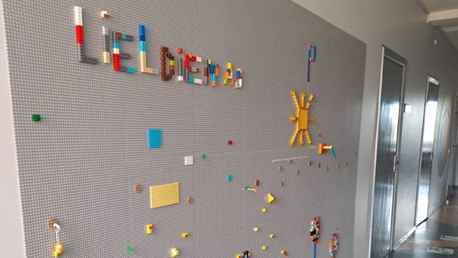 Lego siena Ogresgala pamatskolā