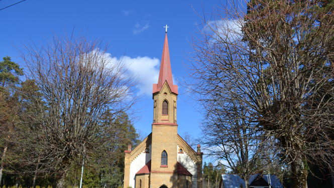 Lieldienu dievkalpojumi – attālināti