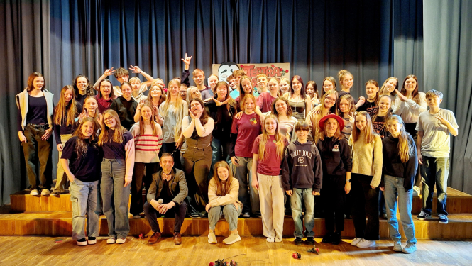 Ogres novada un citas skolas piedalās Daugavkrastu teātra sporta turnīrā 2025. gada 20. martā Ikšķilē