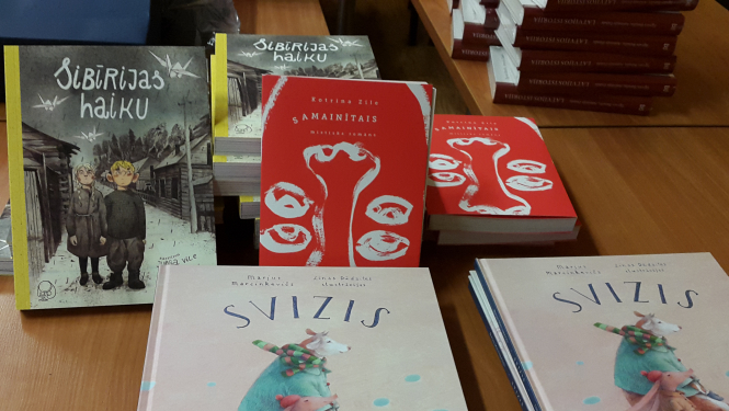 Jaunogres vidusskola dāvinājumā saņems lietuviešu rakstnieku grāmatas