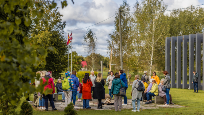 Ekskursija “Māksla. Skatuve. Dzelzceļš.”