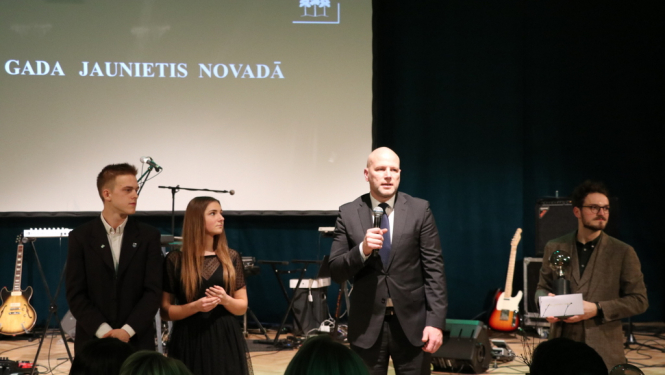 Pasniegta Ogres novada Jauniešu Gada balva 11 nominācijās
