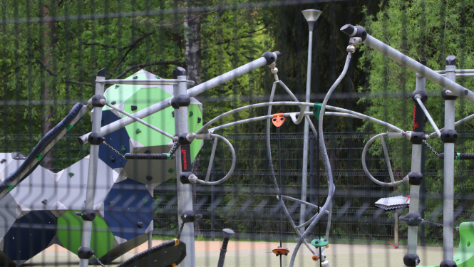 Rotaļu laukums J. Čakstes prospektā atkal atvērts