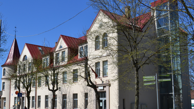 Ogres Mākslas skola uzņem audzēkņus jaunajam mācību gadam