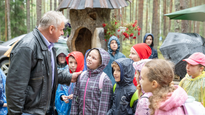 12. septembrī, dabas parka “Ogres Zilie kalni” Starta laukumā norisinājās tradicionālais izglītojošais pasākums “Meža zinības Zilajos kalnos”. 