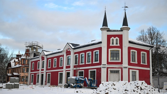 Neatkarības laukums būvniecības laikā 2025. gada 14. februārī