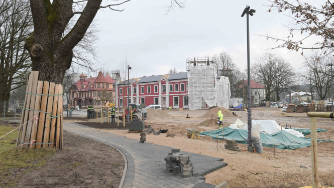 Neatkarības laukums būvniecības laikā 2025. gada 24. janvārī
