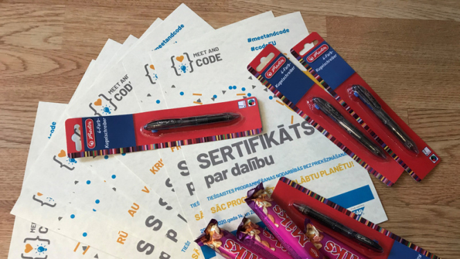 Gūta jauna pieredze, īstenojot programmēšanas nodarbības iesācējiem