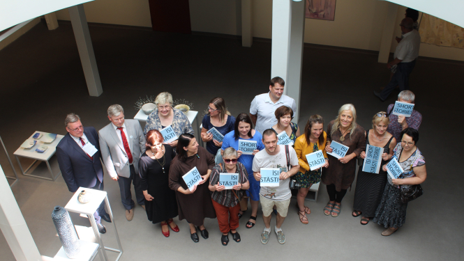 Ogres mākslinieku darbi izstādīti Kelmes pilsētā Lietuvā