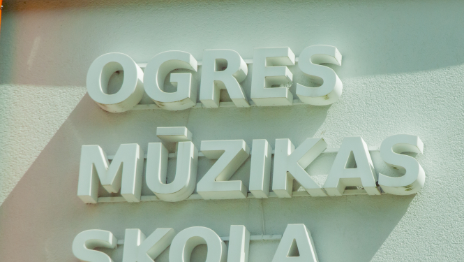 Ogres Mūzikas skolas 60 gadu svinības pārceltas uz vēlāku laiku