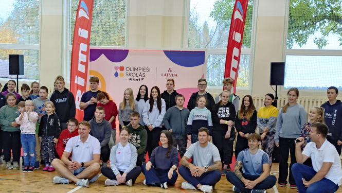 . Tikšanās ar olimpiešiem BMX riteņbraucēju Māri Štrombergu, cīņas sportisti Elmu Zeidleri, kārtslēcēju Valteru Kreišu un šķēpmetēju Patriku Gailumu tikšanās notika Taurupes pamatskolas Meņģeles filiāles sporta zālē