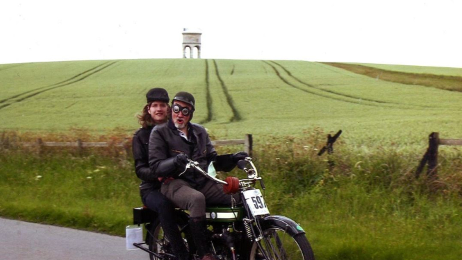 Ogres muzejā izstādes “Aizmirstie senie motocikli” atklāšana