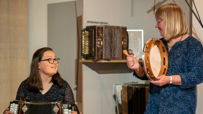 Tautas mūzikas koncertu cikls “Pērles kabatā”