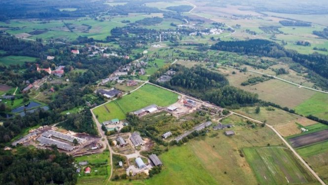 Iznomā neapbūvētus pašvaldībai piekrītošo zemesgabalus Madlienā, Suntažos un Krapē