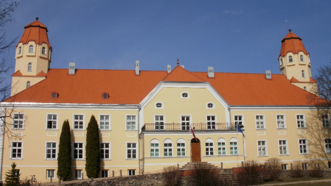 Suntažu vidusskola uz noteiktu laiku aicina darbā pirmsskolas skolotāju