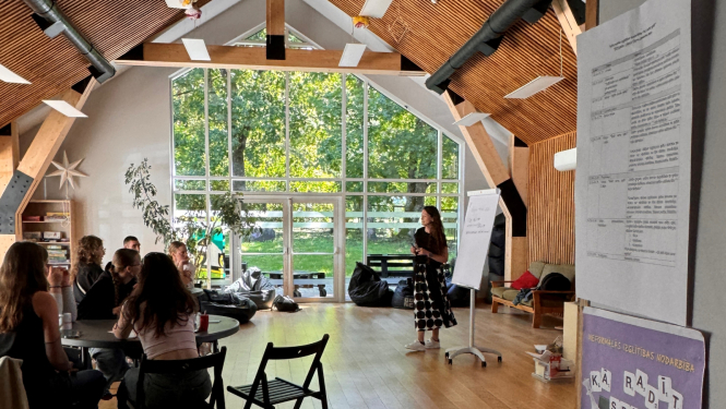 Ogres jauniešu iniciatīvas biedrība “Talantu kalve” īstenoja projektu “No spēles līdz pārmaiņām”, ar mērķi stiprināt jauniešu līdzdalību, veicināt sadarbību starp dažādām jauniešu kopienām un attīstīt biedrības kapacitāti darbā ar jaunatni.