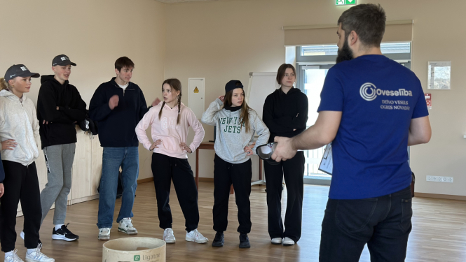 Aizvadīts Oveselība organizētais Pasaules veselības dienai veltītais pasākums Ogres novada  jauniešiem   “Vesels un gudrs 2025”