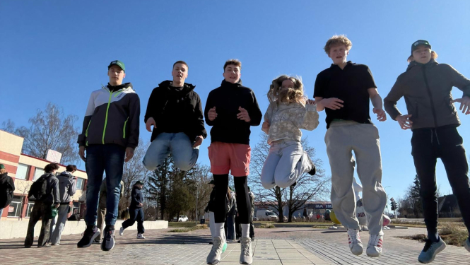 Ogres novada jaunieši 2026. gada 2. aprīlī piedalās Oveselība organizētajā Pasaules veselības dienai veltītā veselības izglītības pasākumā “Vesels un gudrs 2026”