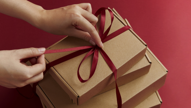 Ziemassvētku paciņas ģimenēm, kurās ir bērniņš invalīds