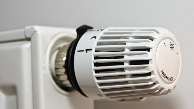 Jauna informācija – centralizēto apkuri aprīlī vēl neatslēgs!