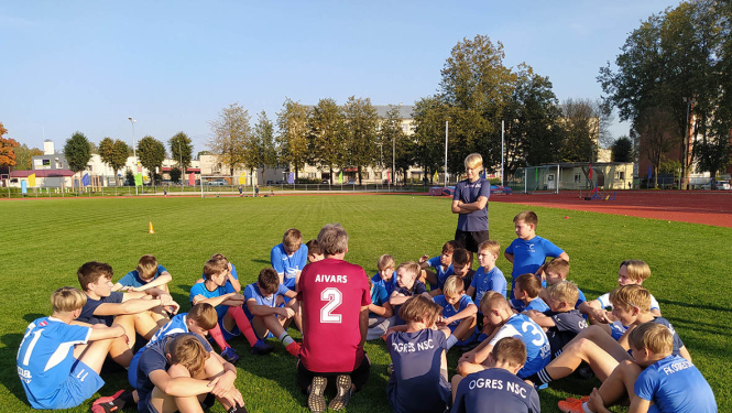 Motivācija un komandas saliedēšanās jaunajiem futbolistiem