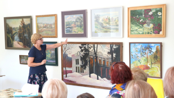 Muzejā norisinājās gleznu veidošanas meistarklase