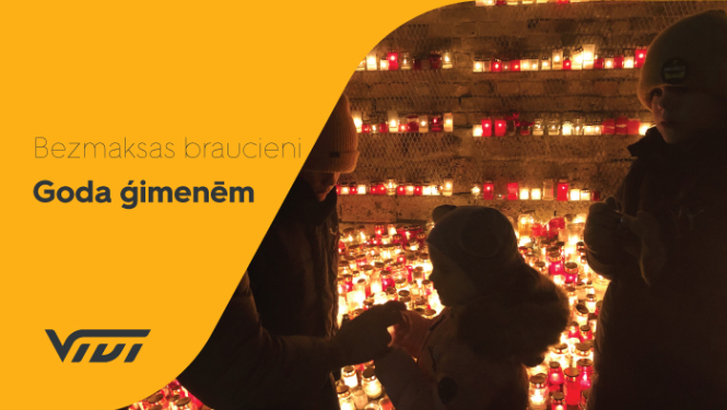 Attēls ar Lāčplēša dienas svecītēm pie Rīgas pils sienas