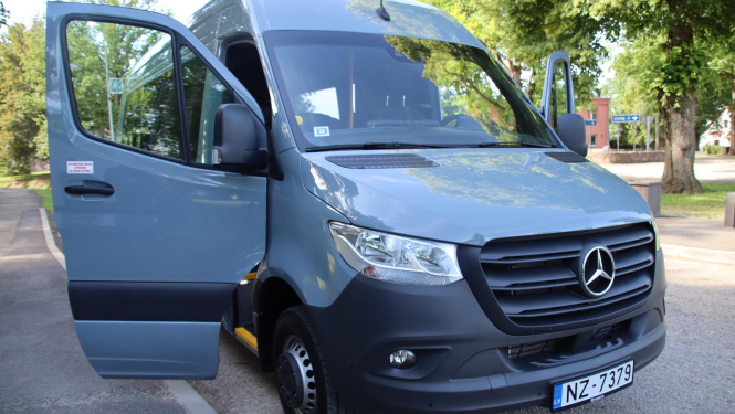 Mercedes Benz autobuss Birzgales skolas vajadzībām