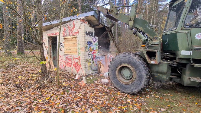 Zemessargi piedalās Ogres pilsētvides sakārtošanā