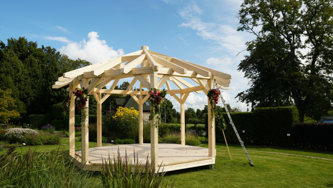 Bulduru Tehnikumā uzsākts Bulduru Koka darbnīcas projekts