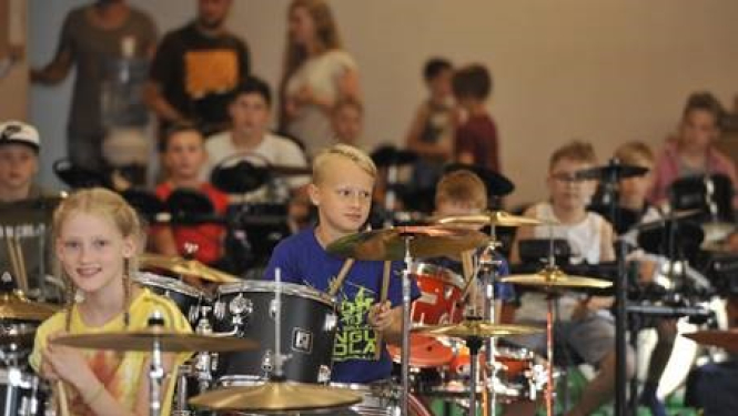 Andžeja Grauda bungu skola tagad arī Ogrē!