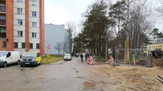 Sāks atjaunot asfaltbetona segumu Ceriņu ielā