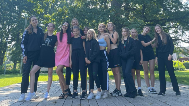 Dejotājas GMD studio