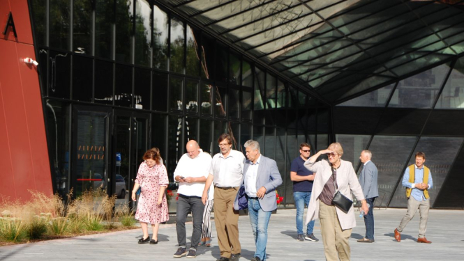 Latvijas Būvinženieru savienības valde pulcējas izbraukuma sēdē Ogrē