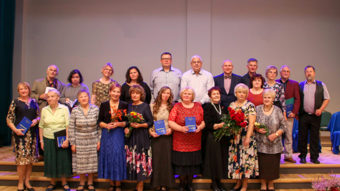 Ogres Centrālajā bibliotēkā svin novada Dzejas dienu