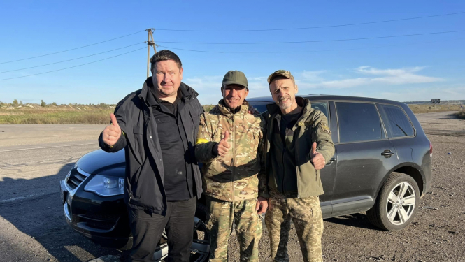 E.Helmanis_ziedojumi