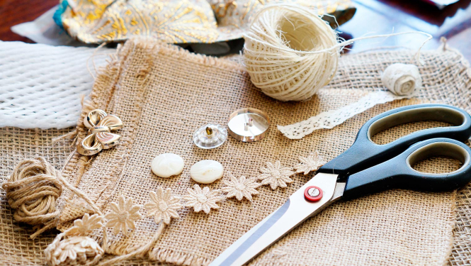 Ģimenes atbalsta dienas centrā var nodot dažādus materiālus radošajām aktivitātēm