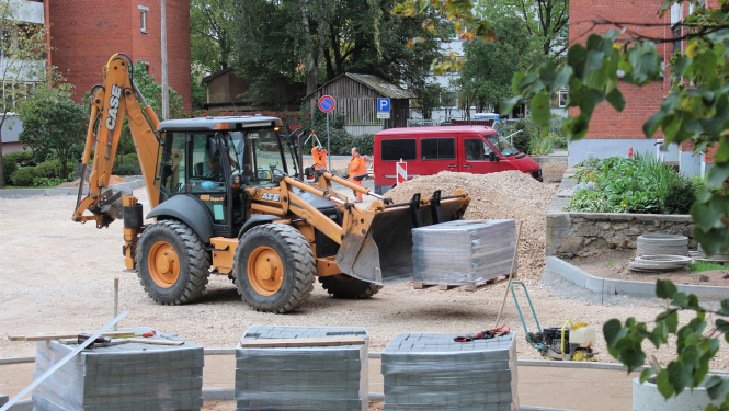 Labiekārto daudzdzīvokļu dzīvojamo māju iekšpagalmus