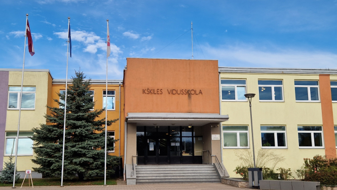 Ikšķiles vidusskola