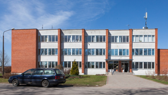 Ikšķiles Valsts un pašvaldību vienotā klientu apkalpošanas centra ēka Peldu ielā 22