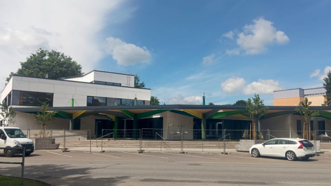 Ikšķiles, Skolas iela 4