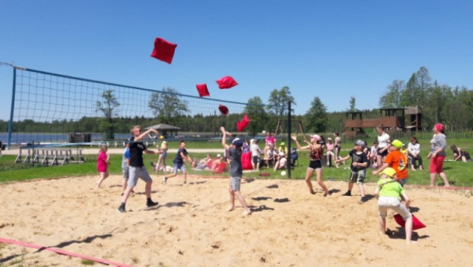 Nometnē Ķeipenē attīsta fizisko izturību