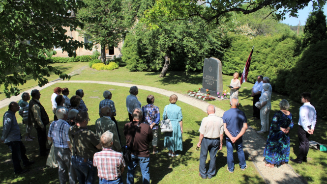 Komunistiskā genocīda upuru piemiņas diena Ogres novadā. 14.06.2023.