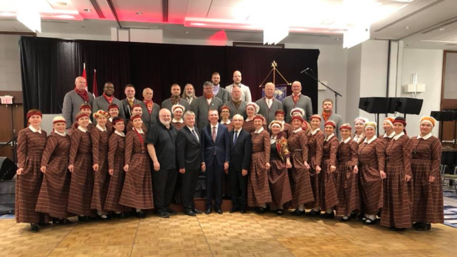 Koris “Ogre” skan Latviešu dziesmu un deju svētkos Kanādā